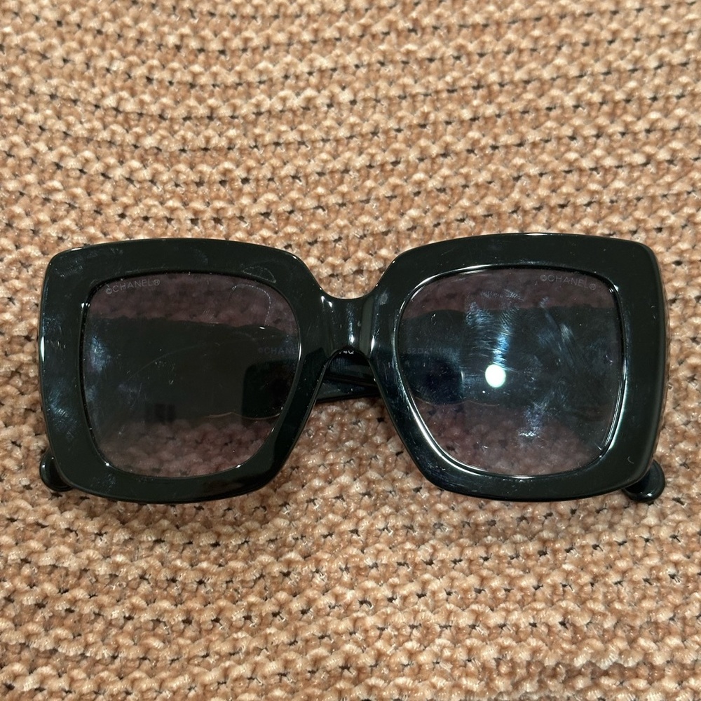 CHANEL Black Square Sunglasses